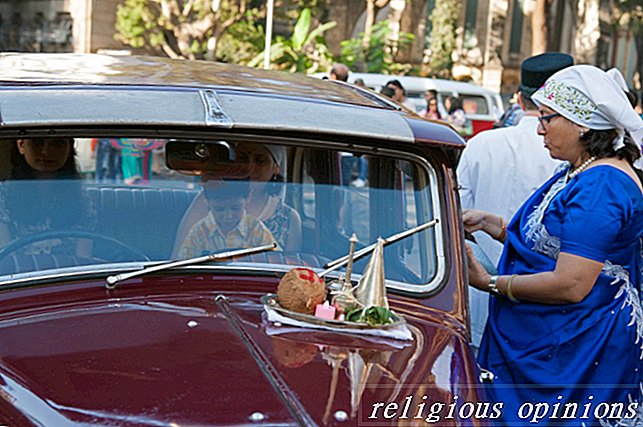 Hướng dẫn về xe Puja: ban phước cho chiếc xe mới của bạn-Ấn Độ giáo