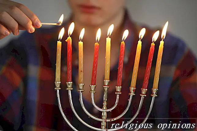 Den symboliske betydning af stearinlys i jødedommen-jødedommen