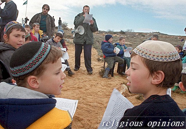 Per què els homes jueus porten un Kippah, o Yarmulke-Judaisme