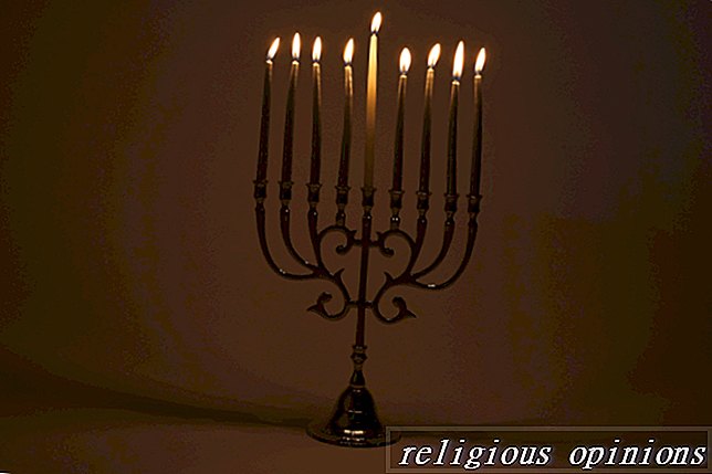 Definisjonen og symbolikken av en Hanukkah Menorah eller Hanukkiyah-jødedommen