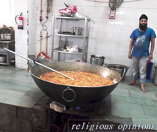 A tradição jantando sikh de Langar-Sikhismo
